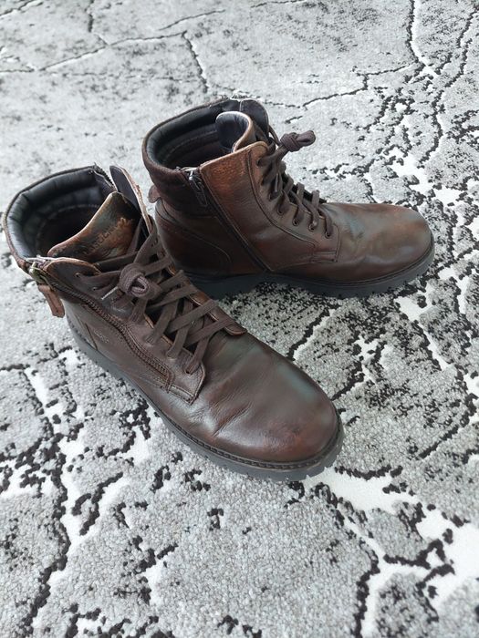 Шкіряні черевики