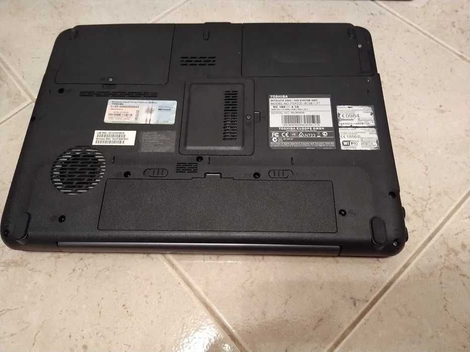 Portátil Toshiba Satellite A300 - PEÇAS