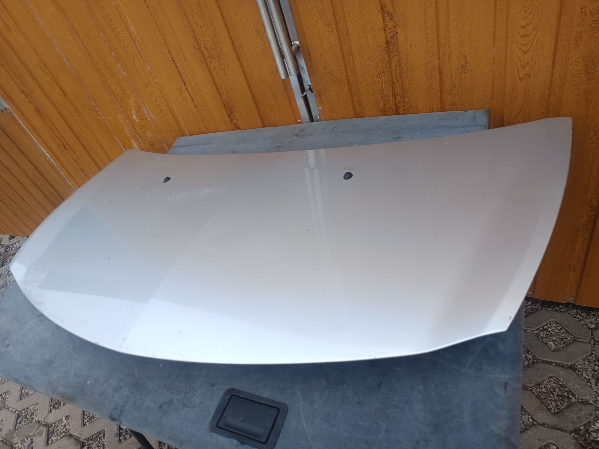 Renault Clio III Maska Pokrywa Silnika F-vat