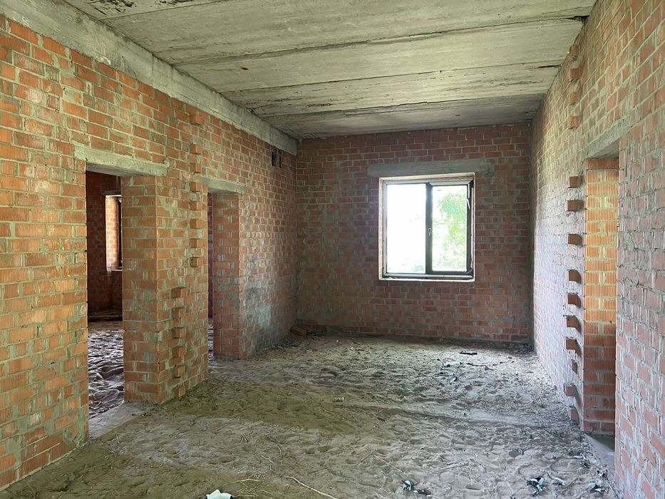 Продам дом в Обуховке "Серебряный Бор"