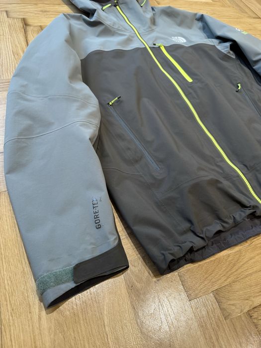 Вітровка the north face SUMMIT SERIES GORE TEX Pro Розмір: L-XL
