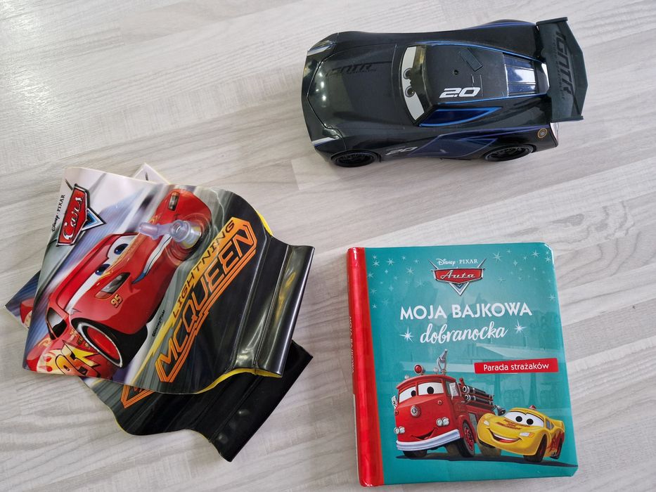 Auta Cars książeczka, rękawki, auto Jackson Storm