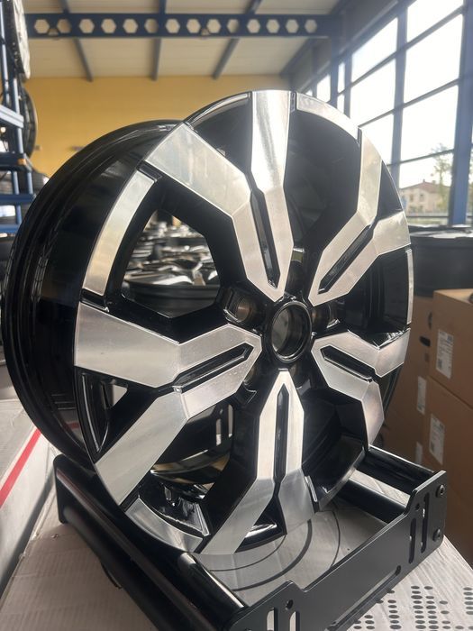 Nowe felgi aluminiowe Dacia Duster 17 cali oryginał