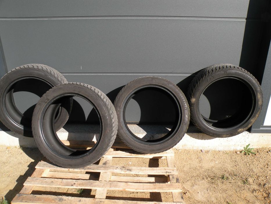 Opony   zimowe  KUMHO WINTER CRAFT  WP71 245/4/R19 102V