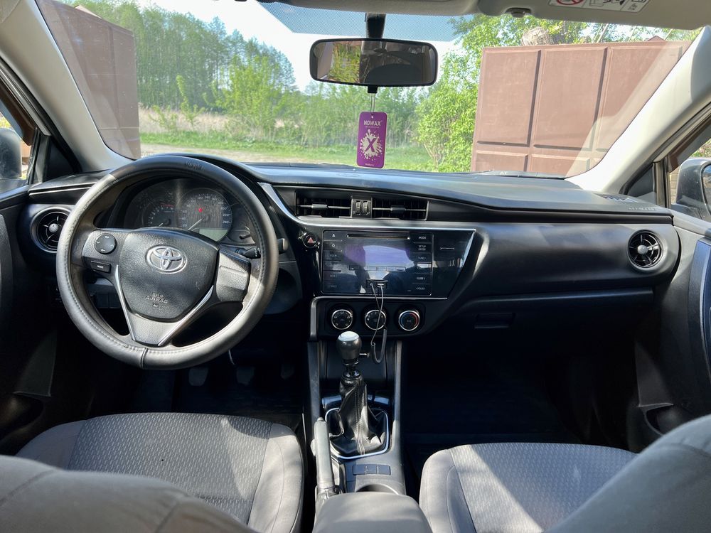 Toyota Corolla 1.6 рест