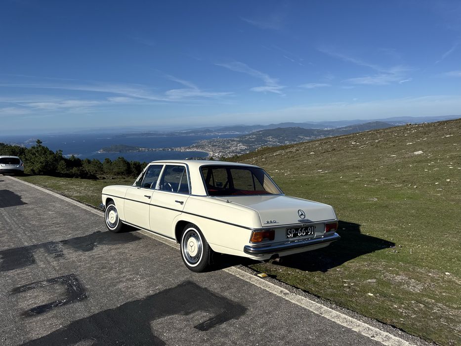 Mercedes w115 (excelente estado)