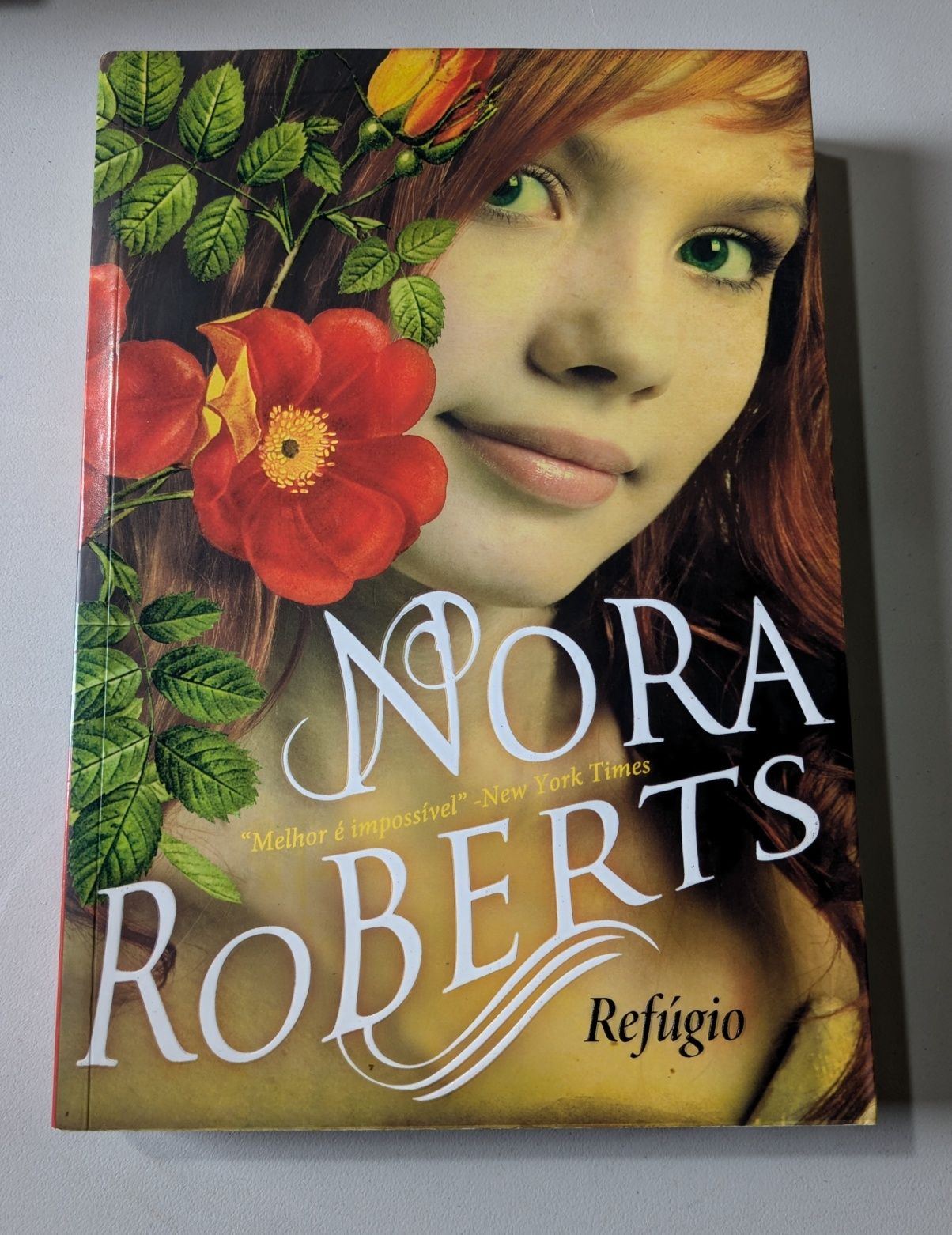 Livros de Nora Roberts/J.D. Robb/ Nicholas Sparks