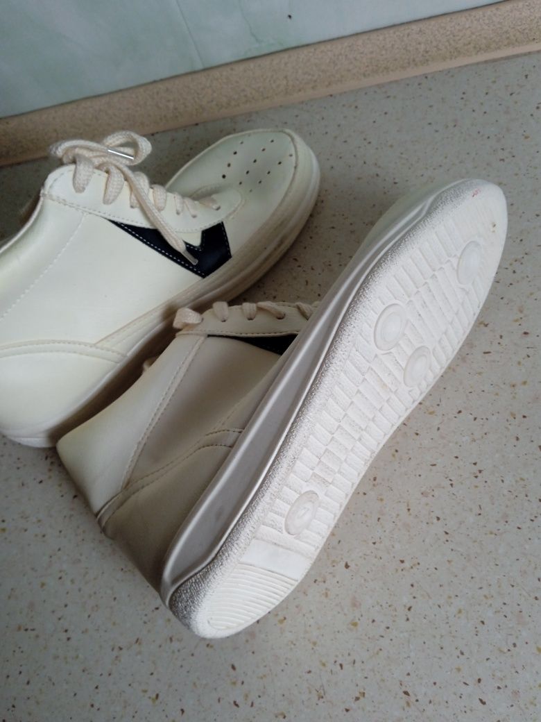 Buty snikersy rozmiar 37/38 łukbut nowe