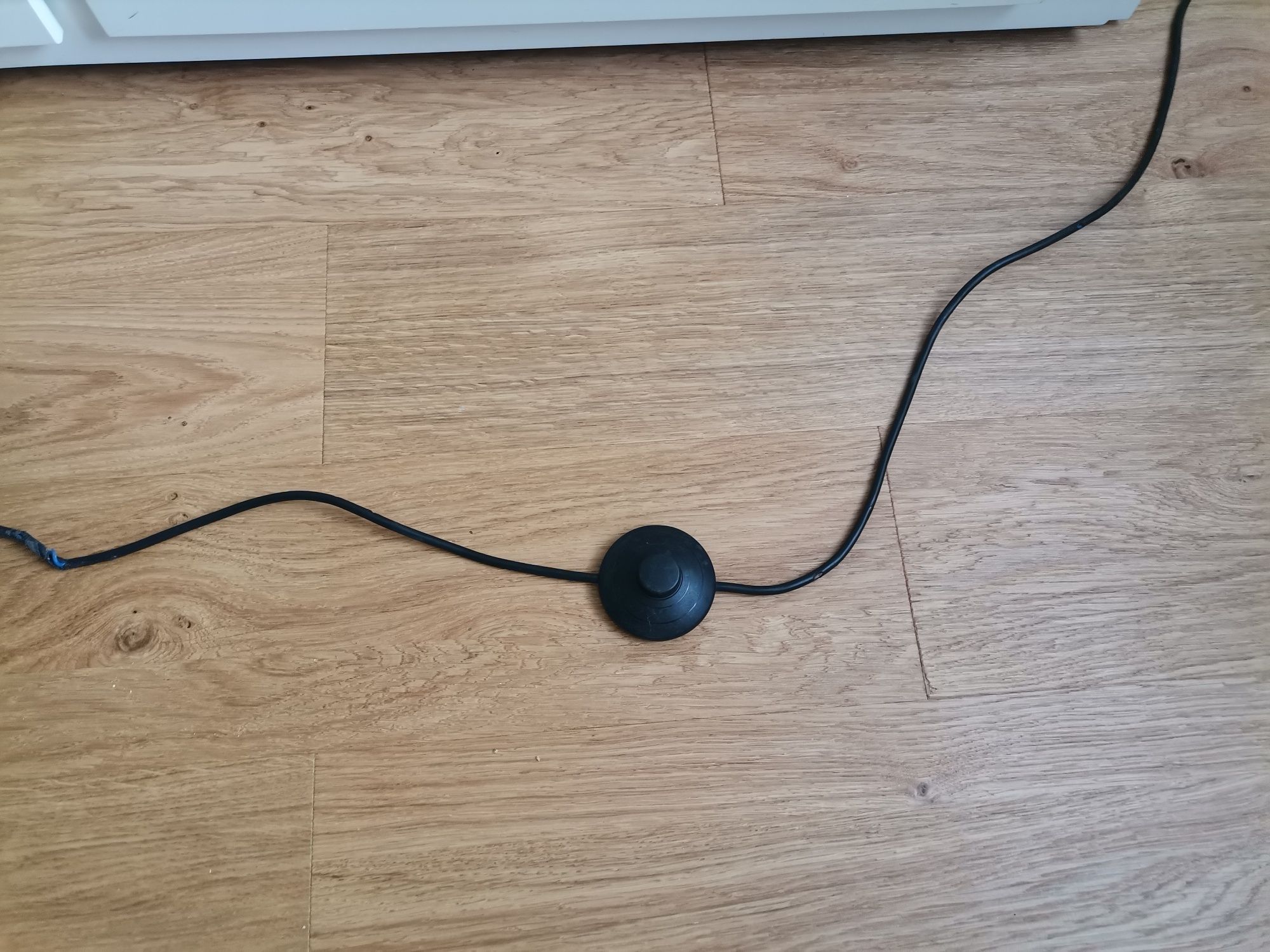 Lampa podłogowa ikea
