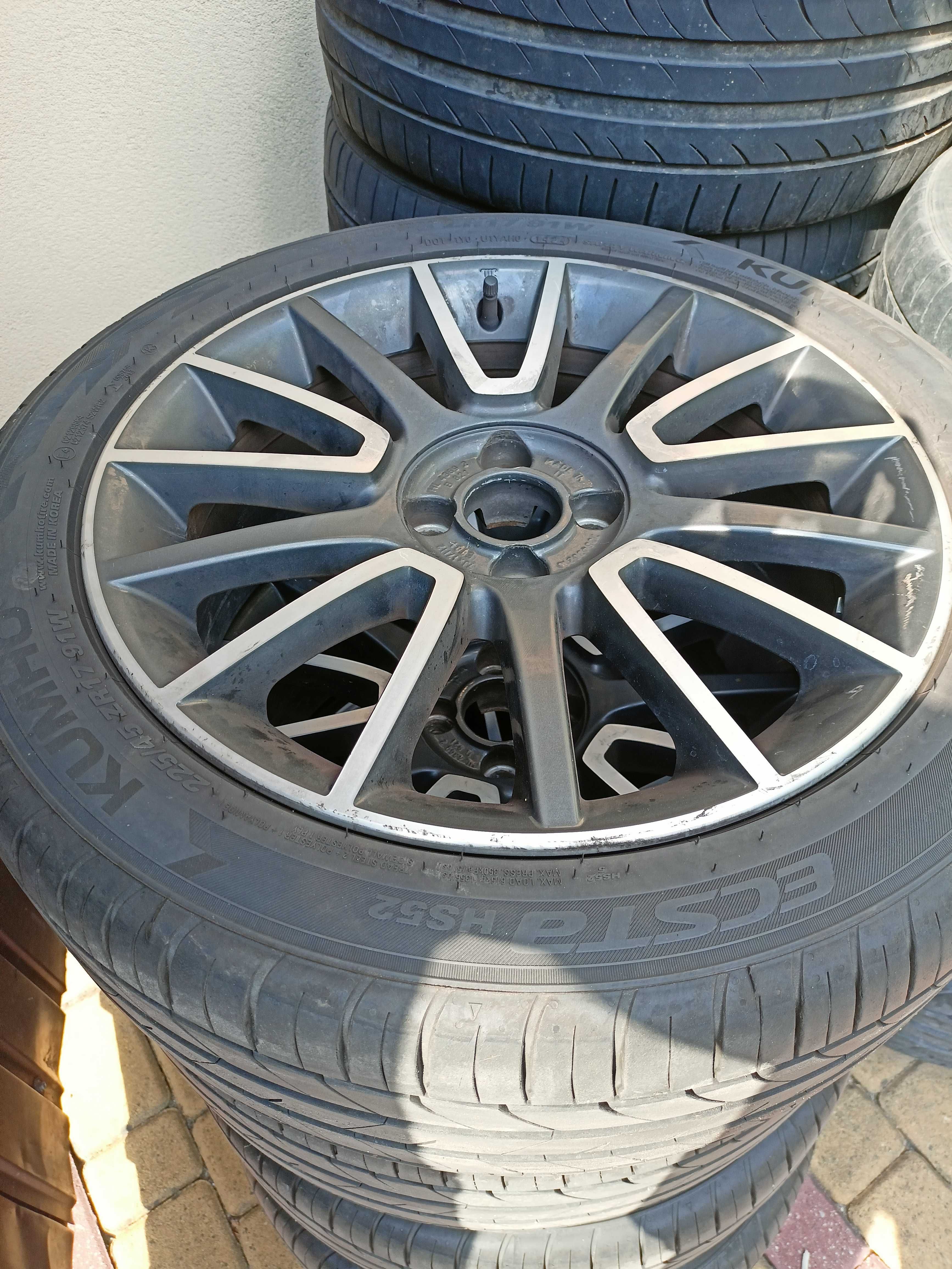 Koła aluminiowe z oponami z 2025 roku-FIAT BRAVO2-225/45R17