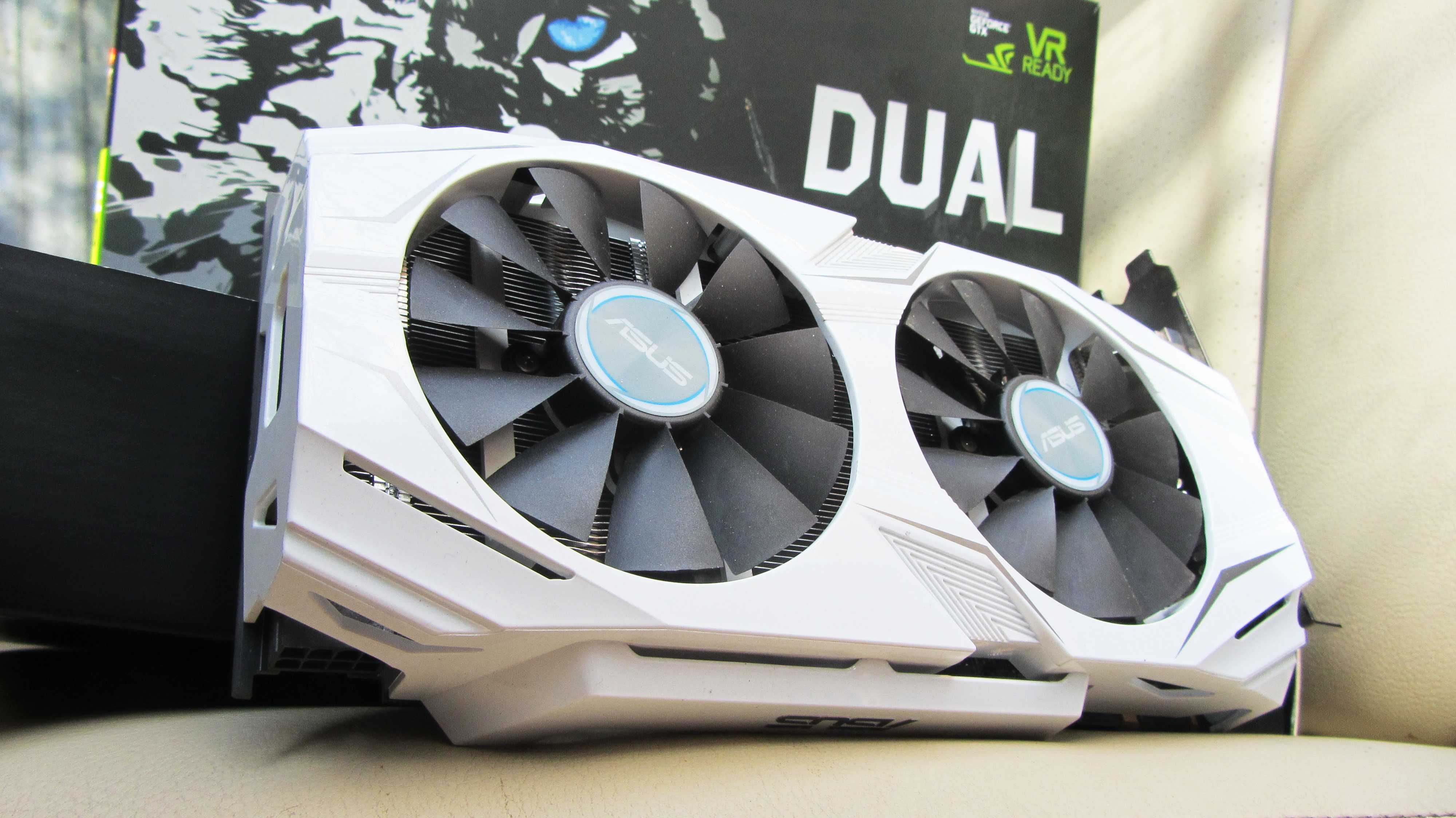 відеокарта Geforce GTX 1070 Asus Dual Arctic White 8Gb