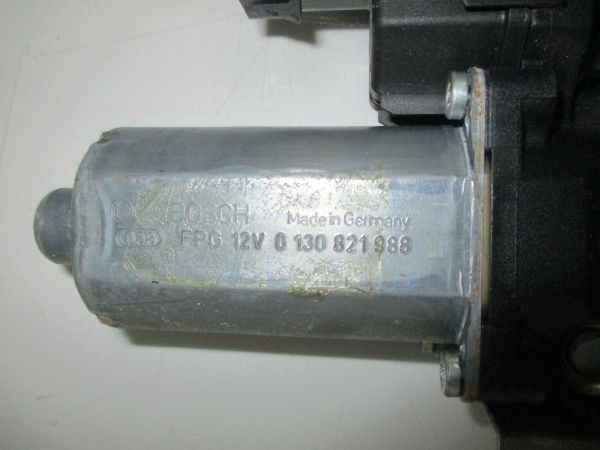 Elevador vidros frente esquerdo OPEL Zafira A (F75_)