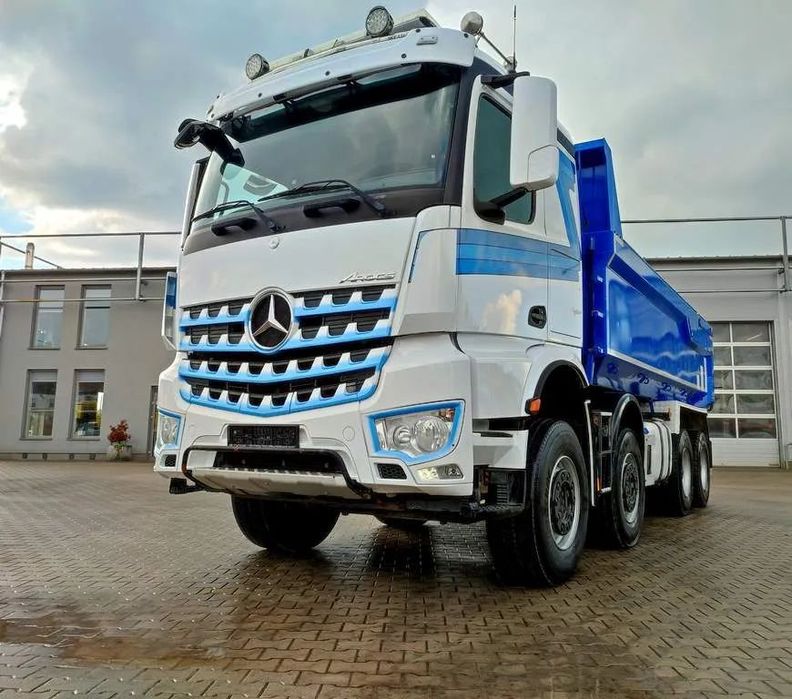 Mercedes-Benz Arocs 4151 8x4