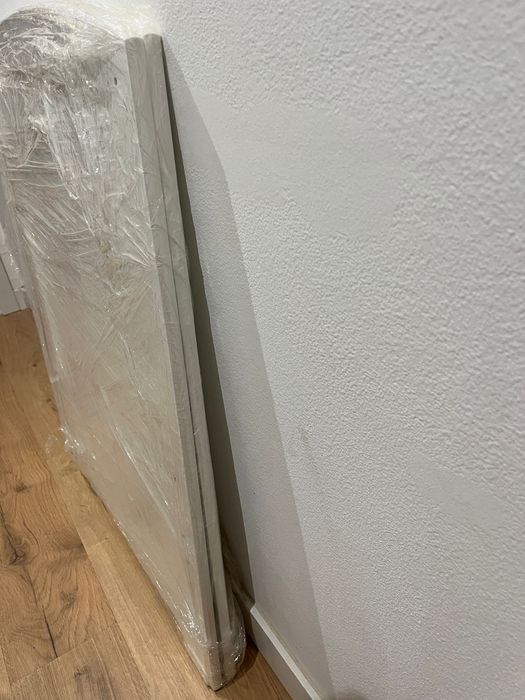 Berço em madeira branco