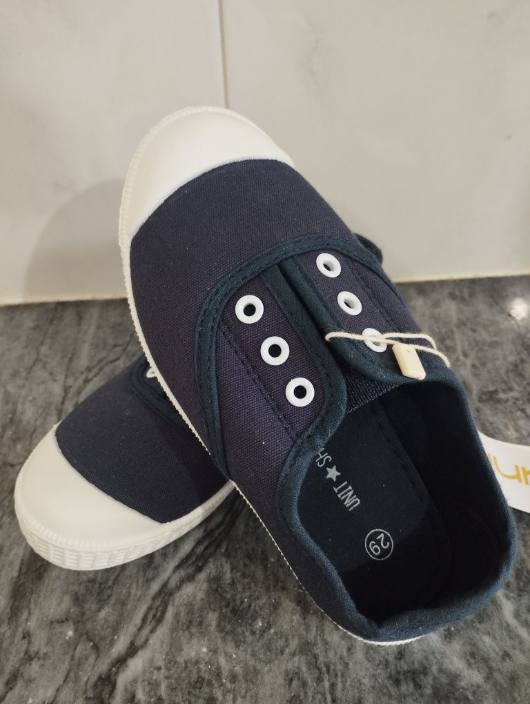 Sapatilhas Azul Marinho Novas da Unit Shoes