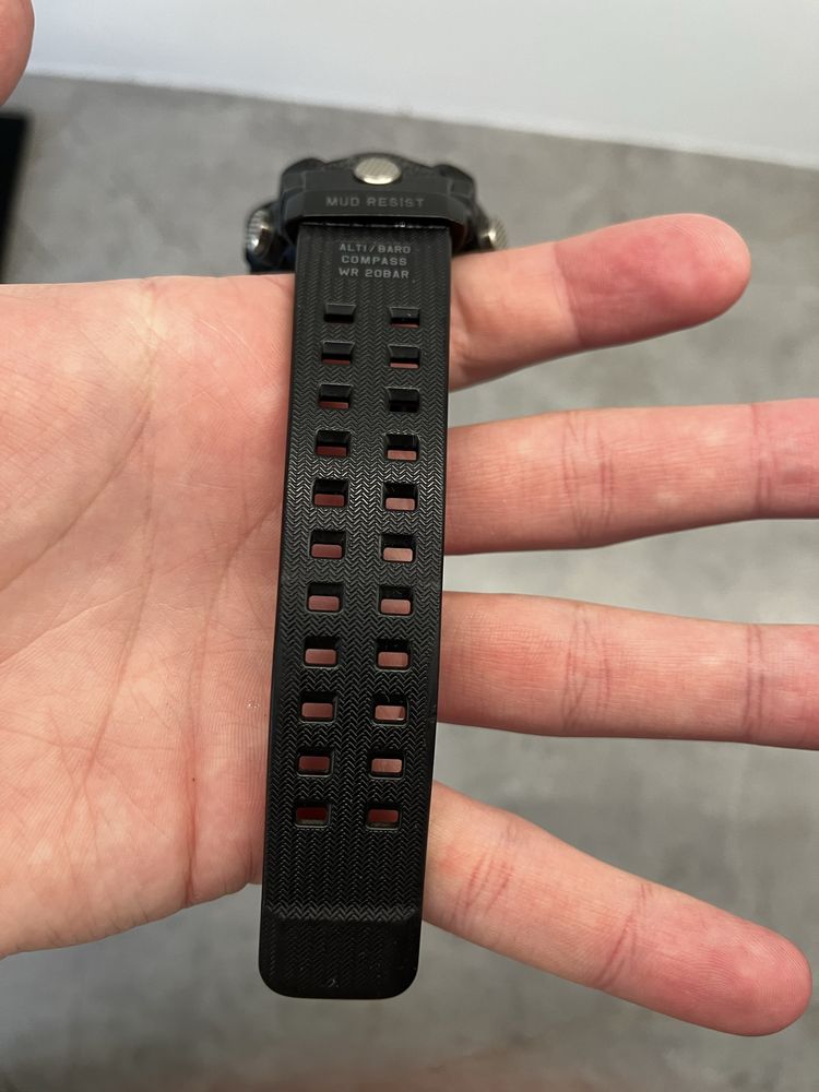 Zegarek G-Shock gg-b100