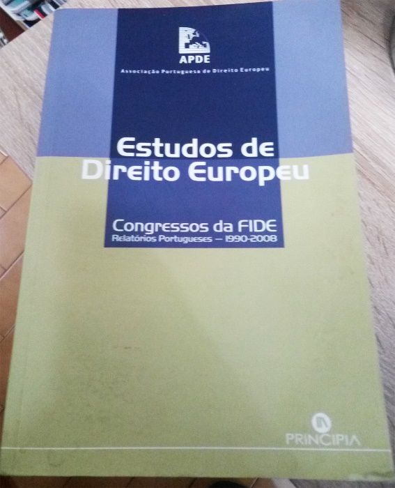 Livros de Direito Europeu,  Segurança Social, Território, Seguros etc.