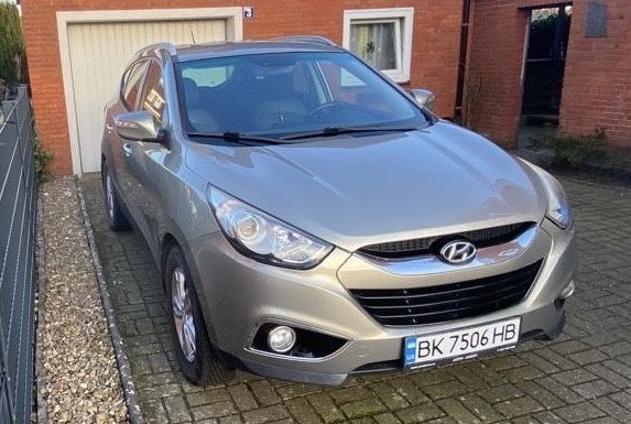 Продам авто Hyundai IX35.тел.+380971449189