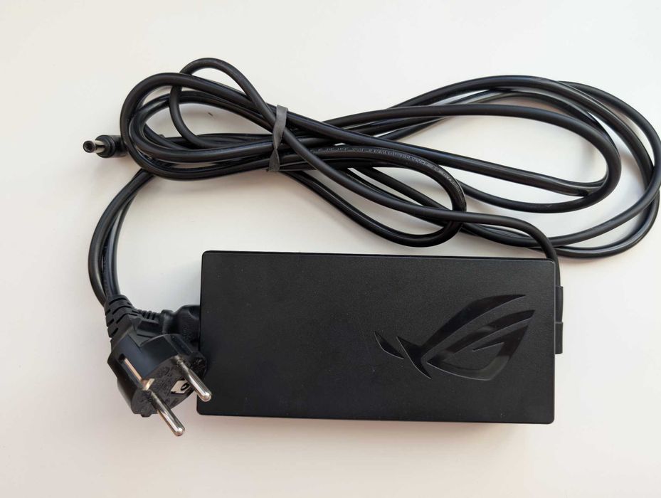 Laptop Asus FX516PM i7 Rtx3060 24GB RAM +Monitor przenośny Asus MB166C