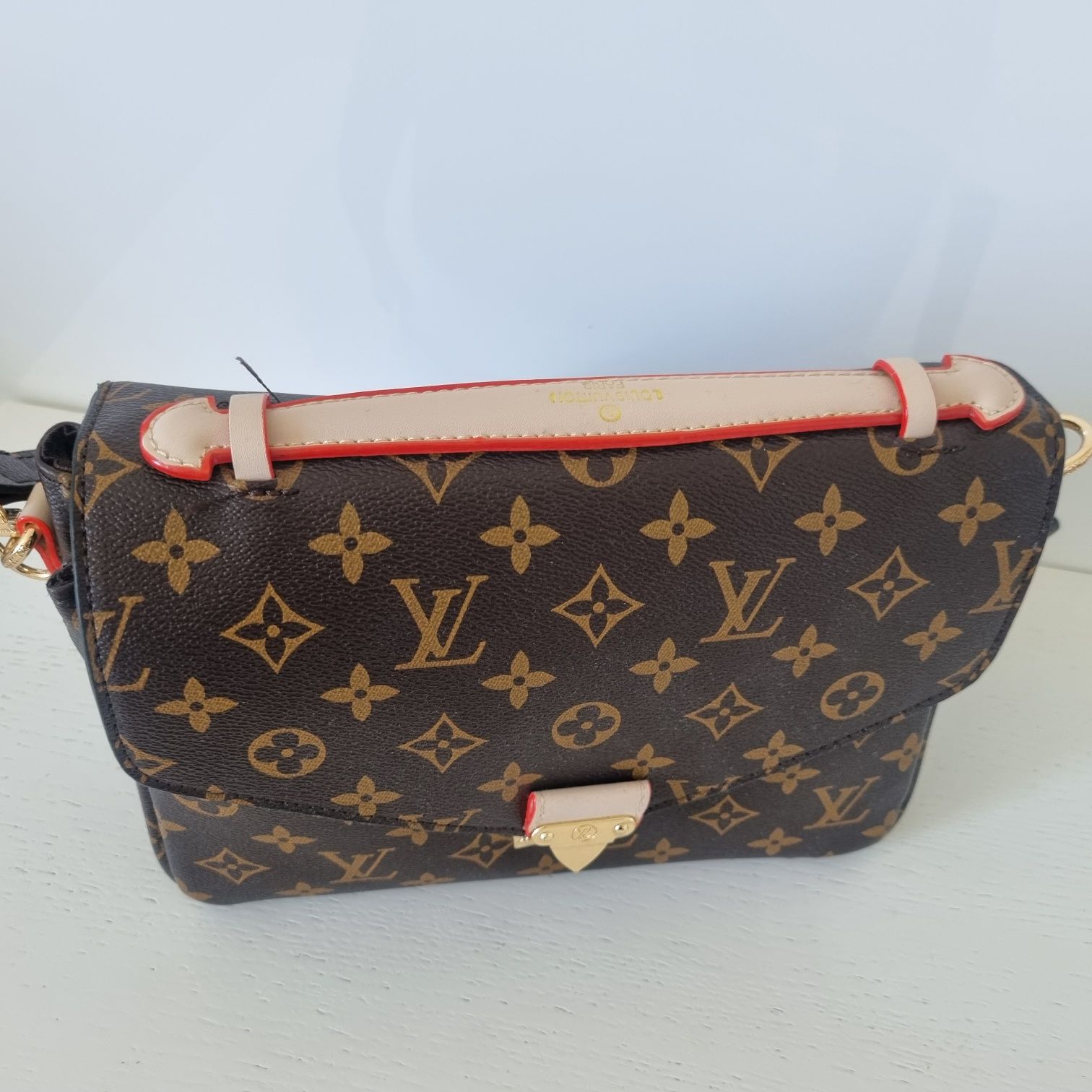 Mala Louis Vuitton NOVA