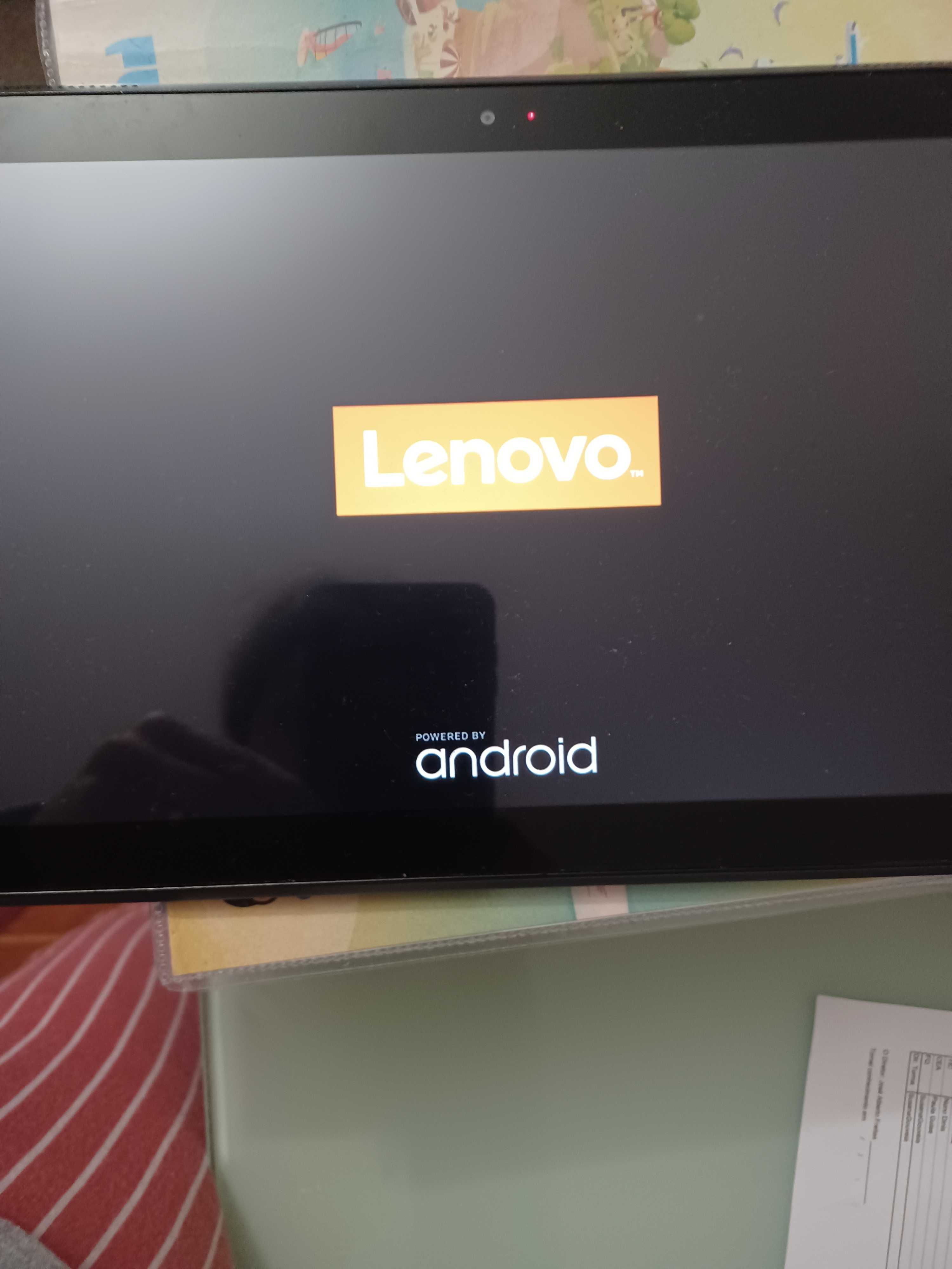 Tablet Lenovo preto