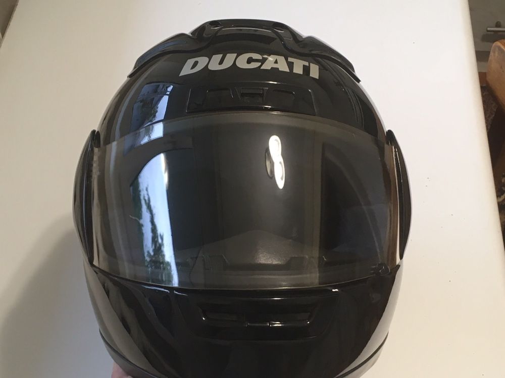Мотошлем Ducati