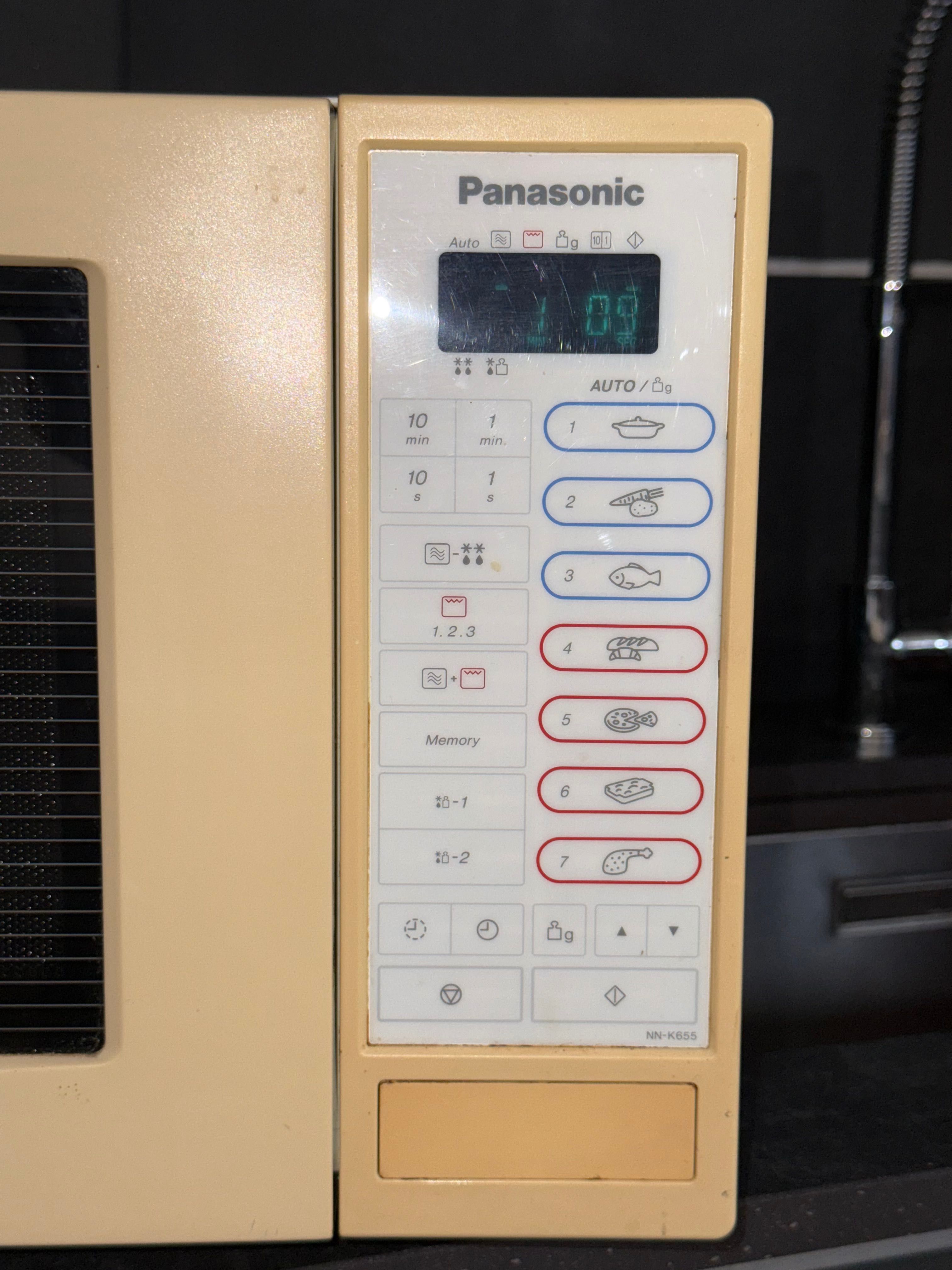 Microondas Panasonic NN KB655B