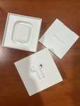 Зарядний кейс airpods 2 оригінал