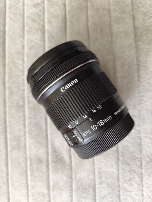 Об'єктив Canon EF-S 10-18mm f/4.5-5.6 STM (9519B005) объектив Кенон