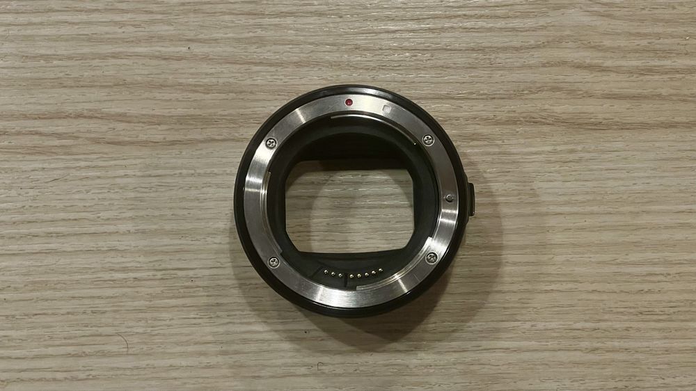 Адаптер Canon EF - EOS R Mount Adapter - Клітка SmallRig Canon EOS R