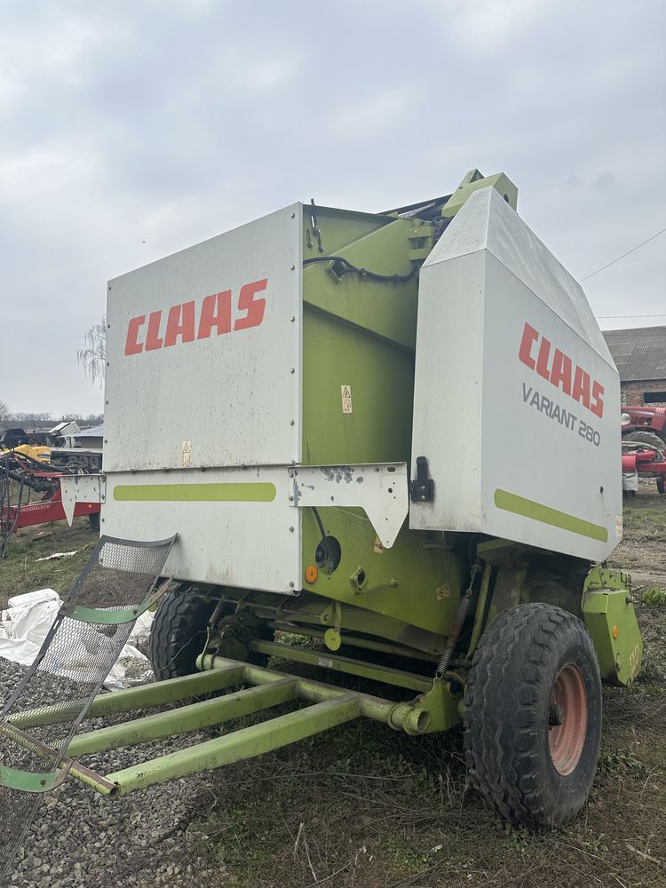 Тюковочний прес Claas Variant 280