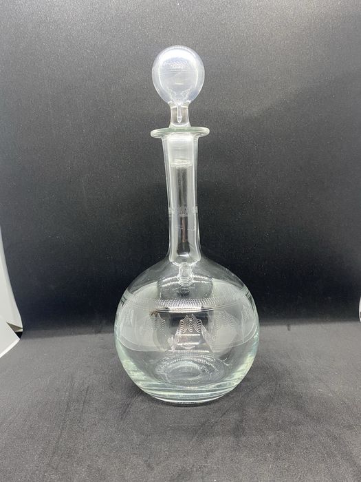 Старинный графин Франция