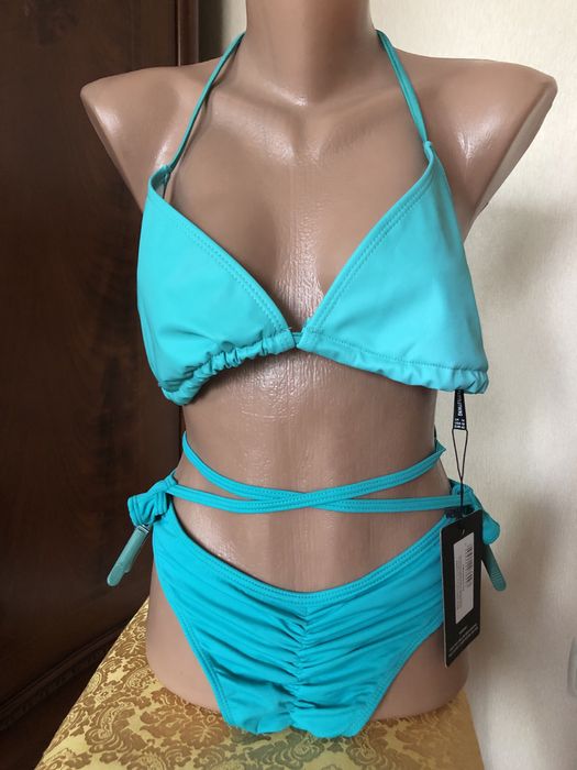 Купальник роздільний та суцільний