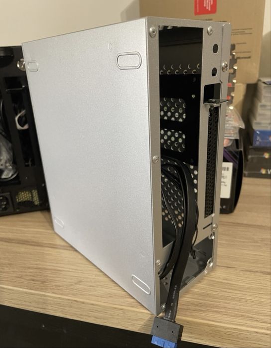 Odudowa mini PC  ITX