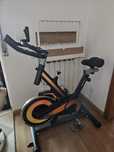 Vendo Bicicleta tipo Spinning estática Alpine 6000