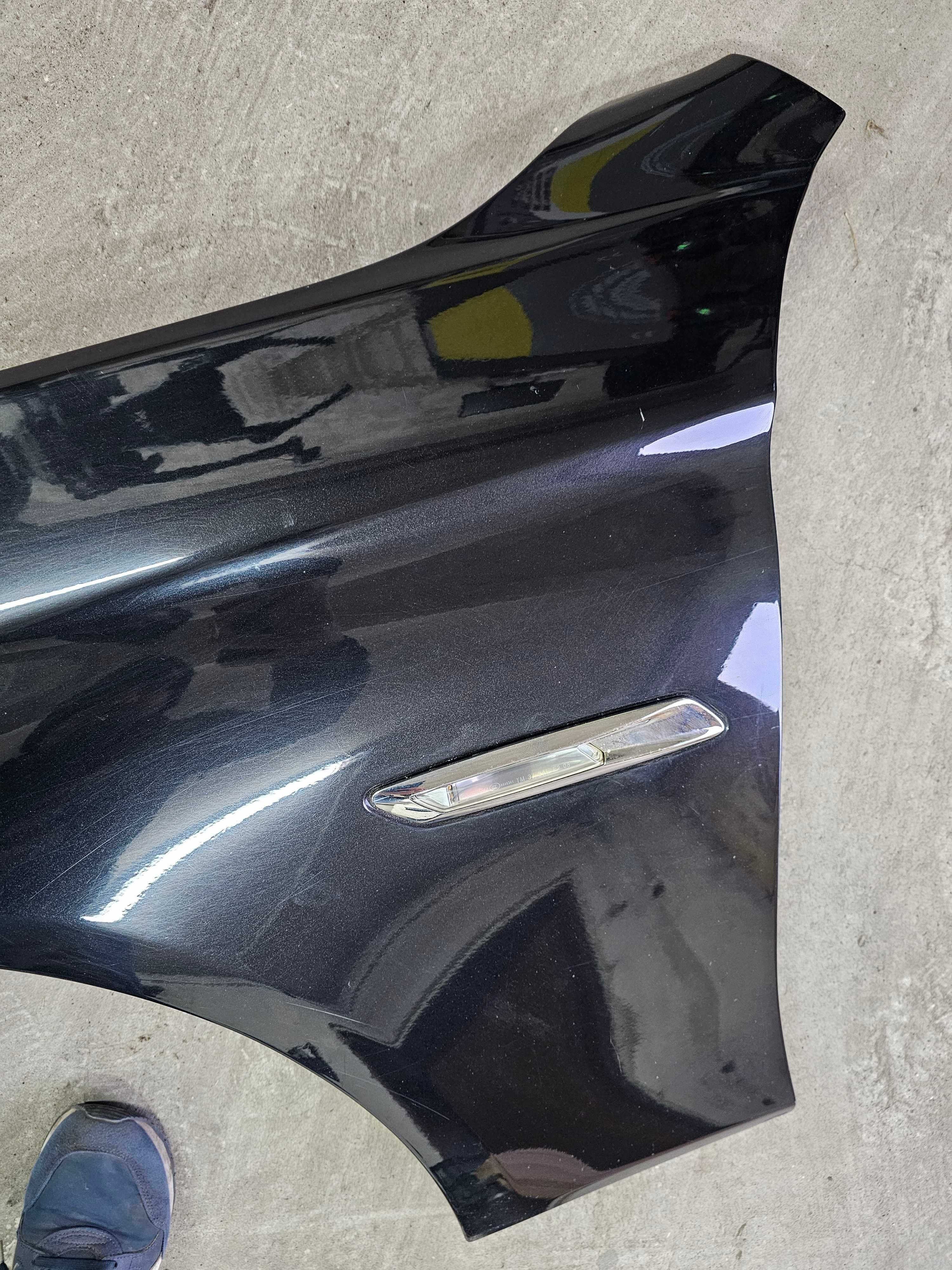 Błotnik Przedni Przód Lewy Zderzak BMW F10 F11 475 BLACK SAPHIRE Częśc