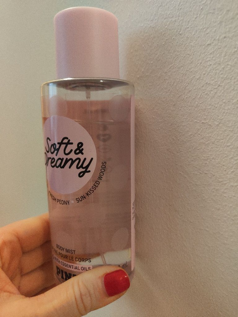 Mgiełka victorias secret pink soft