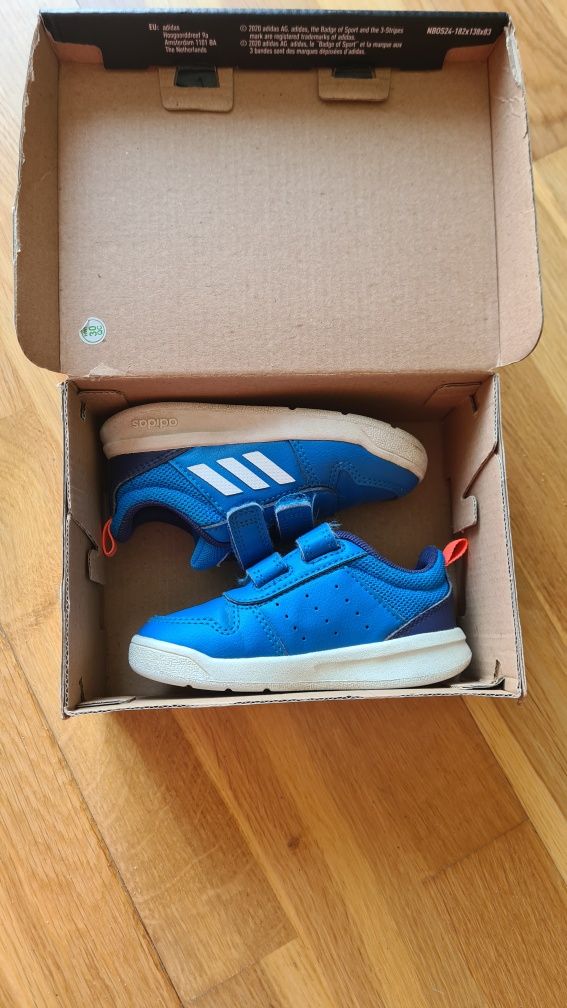 Buty adidas rozmiar 22
