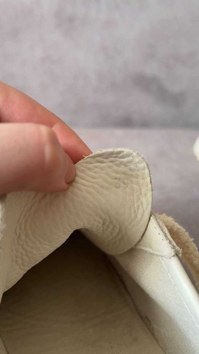 Оригінальні Шкіряні Скетчерси Moma Rush 25.5см Rpr 380€