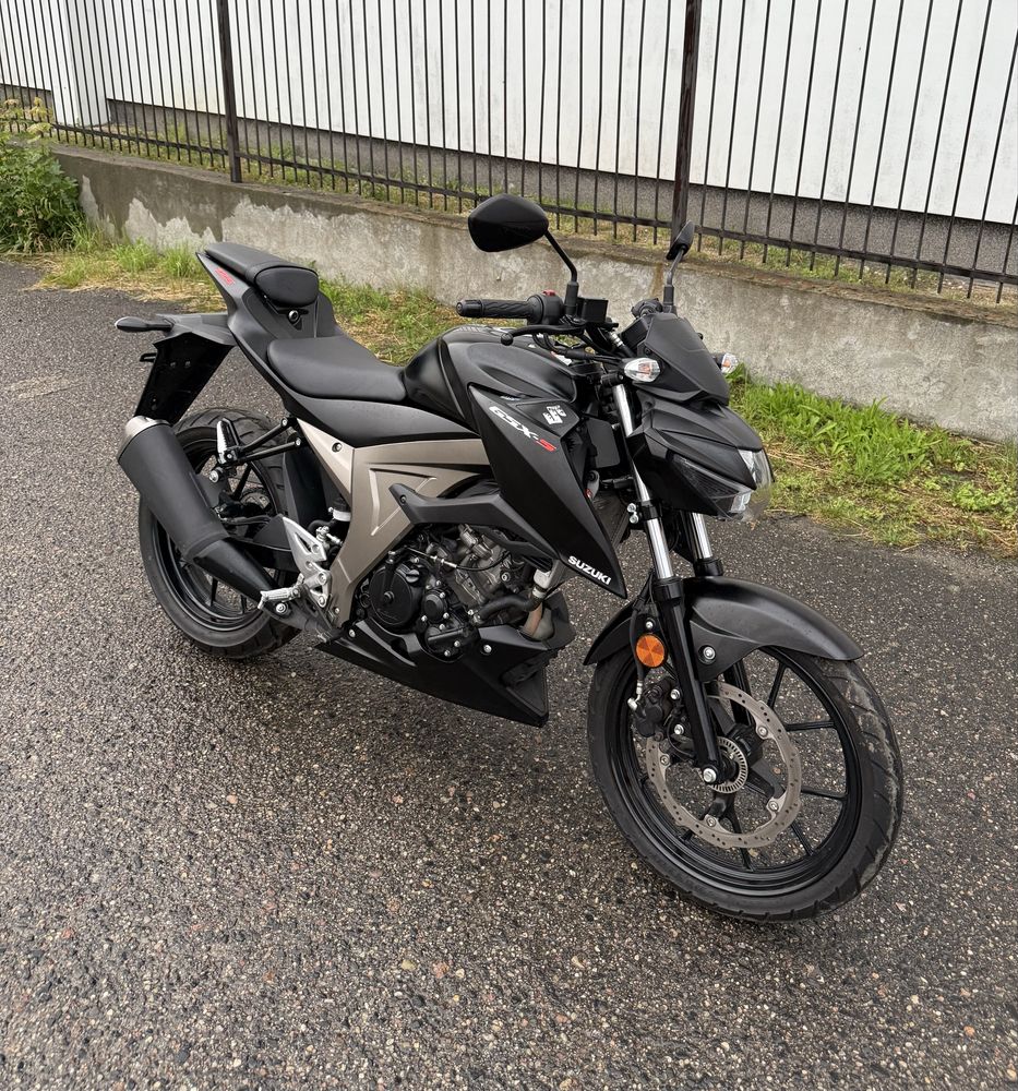 Suzuki GSX-S 125 17 tyś przebiegu ABS 15 km Kat.B oraz A1 2 kluczyki