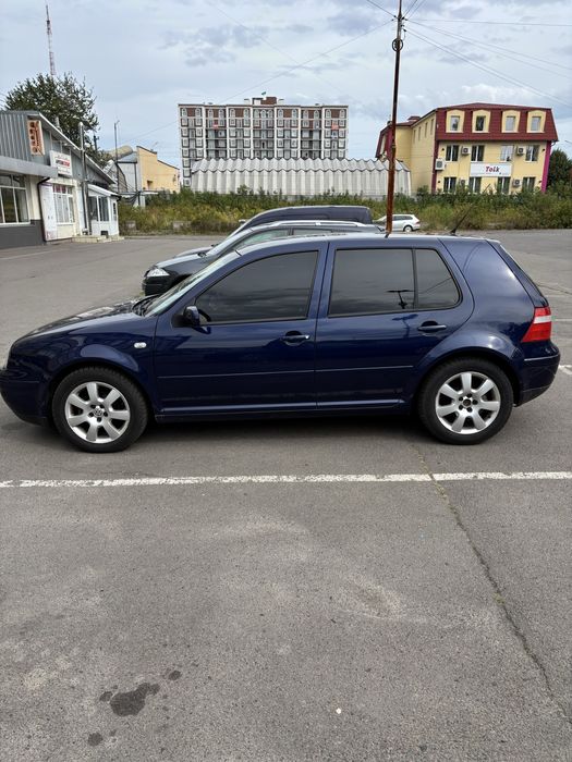 Продам авто Volkswagen Golf 4