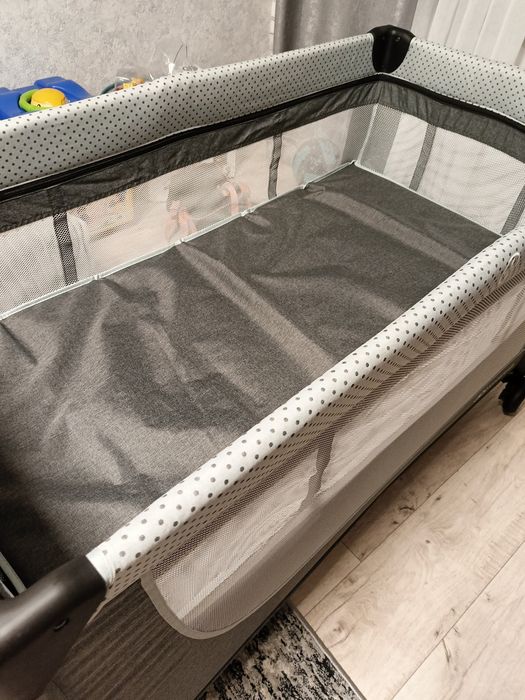 Продам манеж - ліжко Kinderkraft Leody