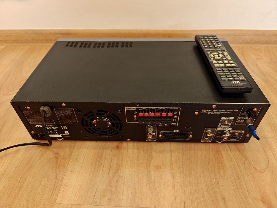 Kino domowe JVC, głośniki kolumny Amtech HTS-002