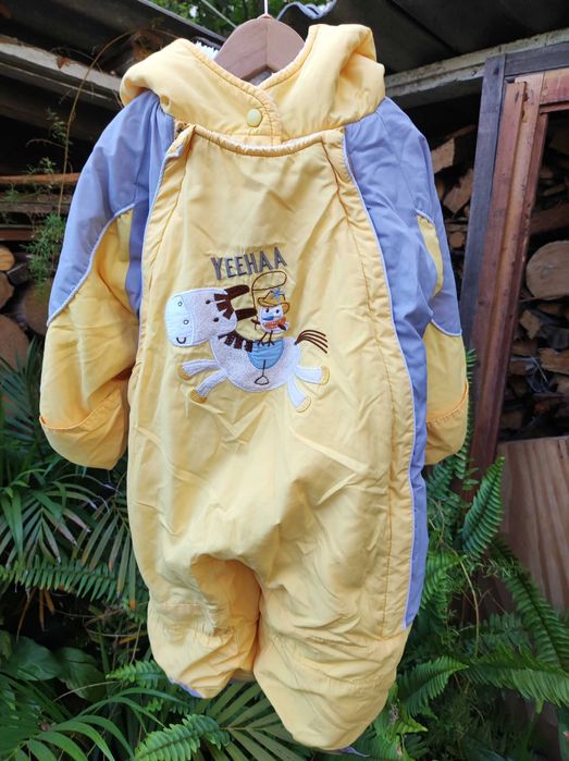 Зимовий комбінезон на дівчинку або хлопчика 74 розміру