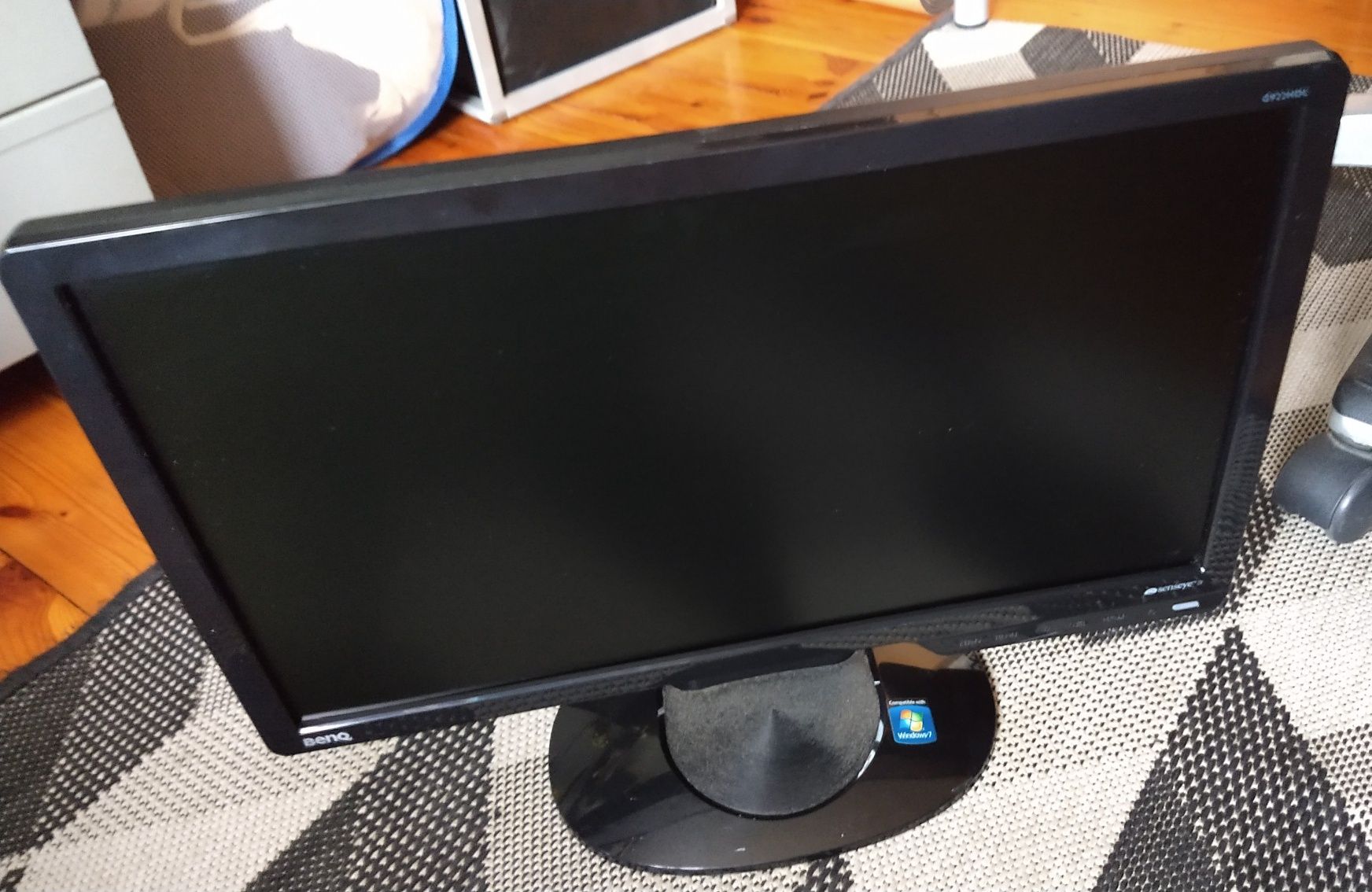 Monitor BenQ LCD 18,5 ET-0025-T 1366x768 VGA + kable