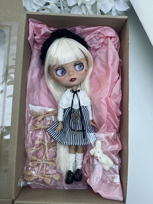 Lalka Blythe Alicja w Krainie Czarów