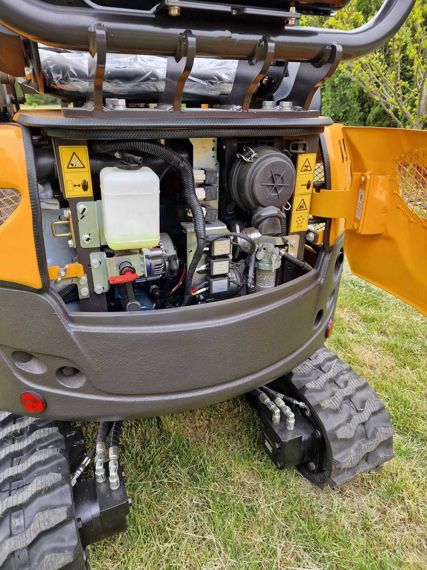 Mini Koparka Berger Kraus BK1700JS z osprzętem KUBOTA D902