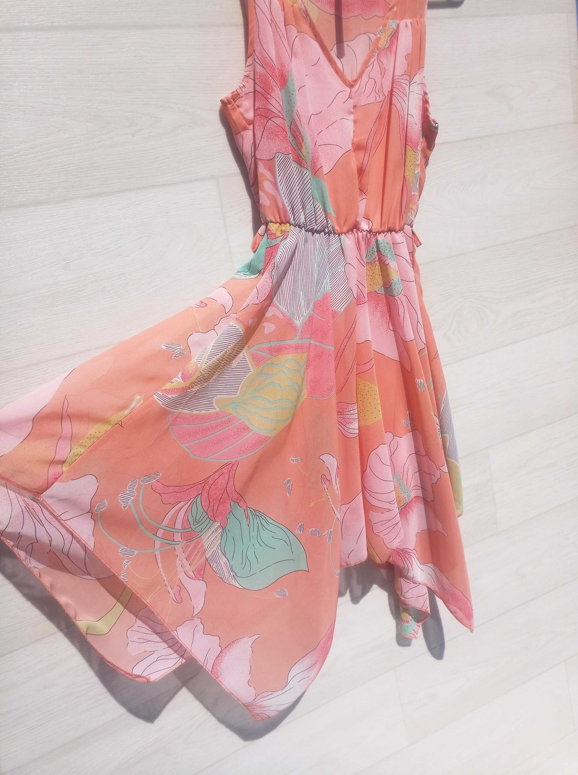 Нежное цветочное летнее платье S
