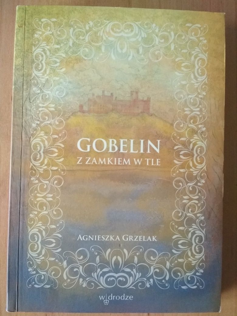 Gobelin z zamkiem w tle - Agnieszka Grzelak