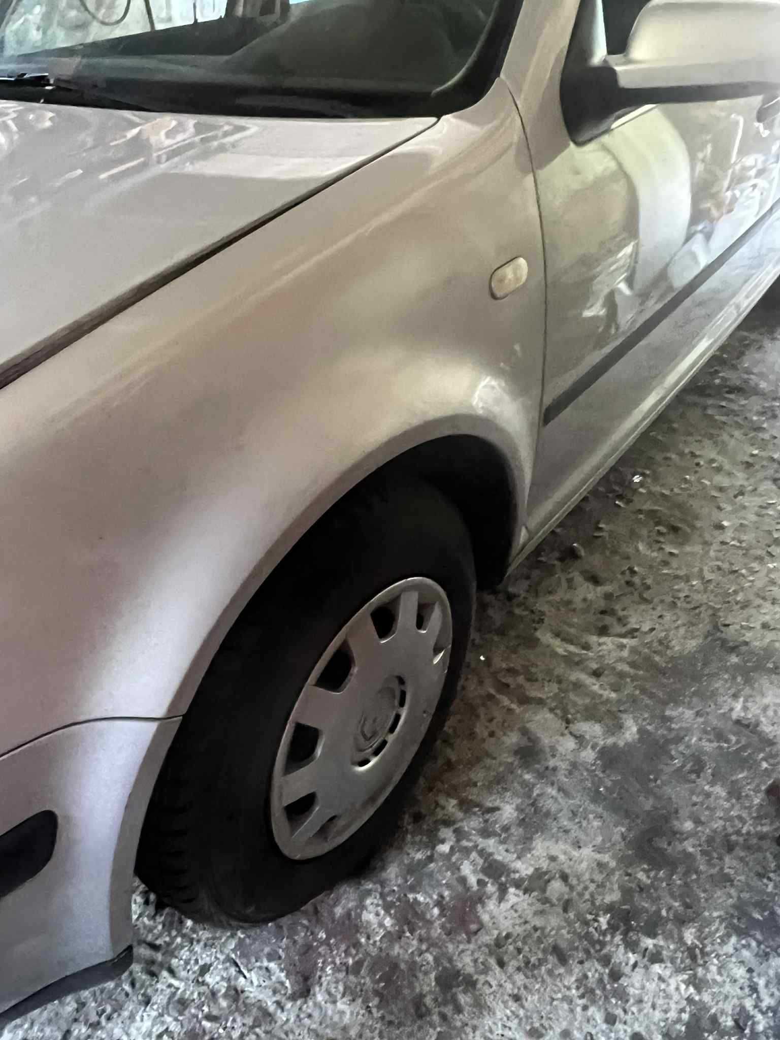 Wszystkie części, Volkswagen Golf IV 1.4 16v kod lakieru LB7Z